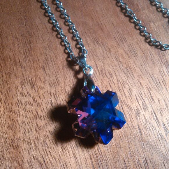 Magic Color Crystal Snowflake Brass Pendant Stainless Steel Necklace - Picture 3 of 16